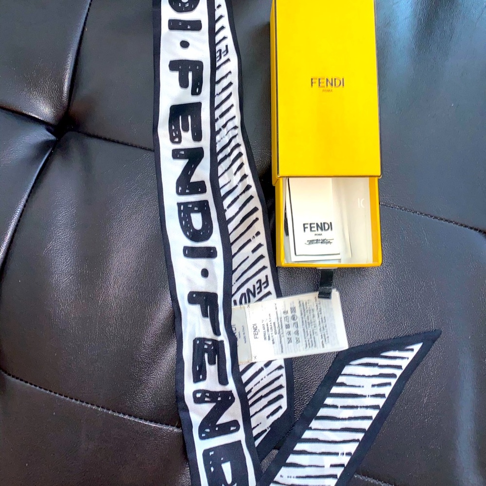 Fendi Head-wrap/scarf